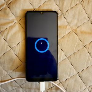 Samsung A13 selling phone with Otterbox phone case included